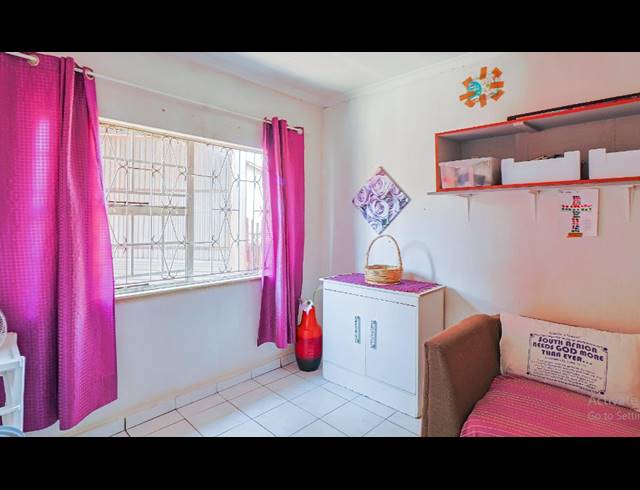3 BEDROOM FREEHOLD FOR SALE IN ELDORADO PARK